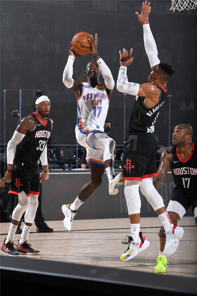 空白显而易 空白显而易